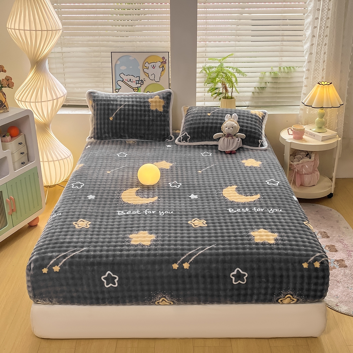 91家纺网 家纺一手货源 找家纺 眠势力 2025新款暖绒泡泡床笠单件冬季保暖床罩牛奶绒床垫保护套 月亮湾【暖绒泡泡床笠】