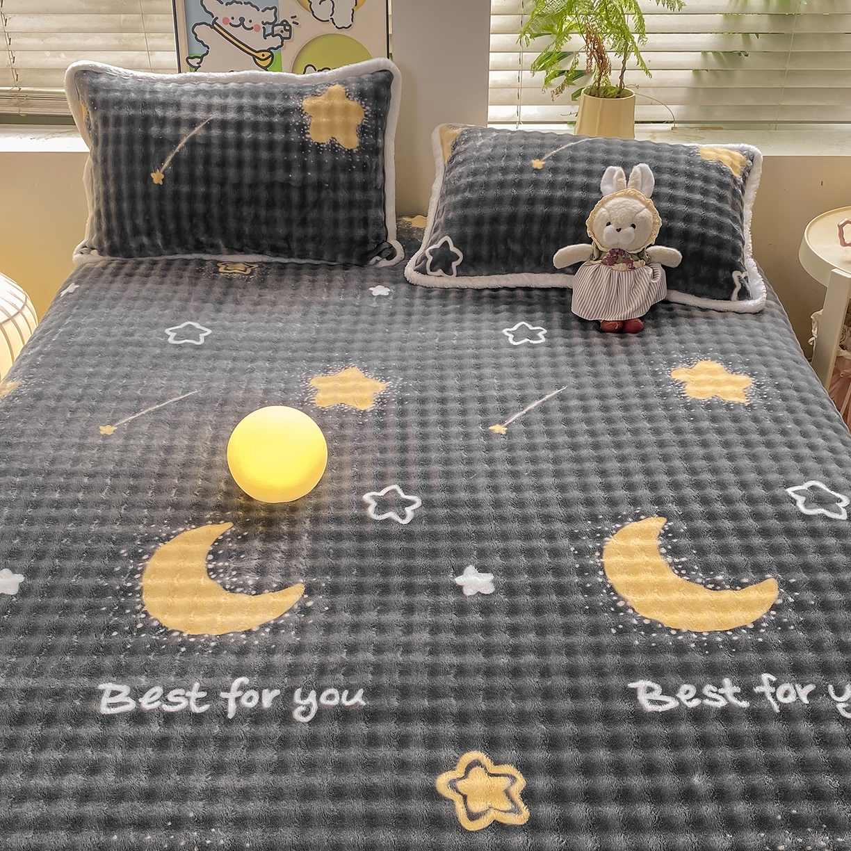 91家纺网 家纺一手货源 找家纺 眠势力 2025新款暖绒泡泡床笠单件冬季保暖床罩牛奶绒床垫保护套 月亮湾【暖绒泡泡床笠】