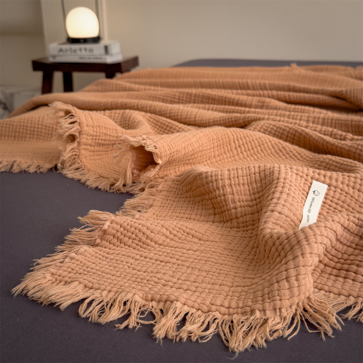 91家纺网 家纺一手货源 找家纺 兄弟坊 2026新款美拉德全棉夏被纱布毯空调毯飞机毯 雅居-焦枣色