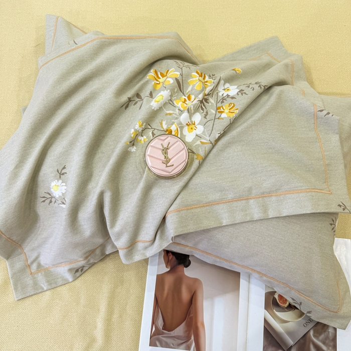 91家纺网 家纺一手货源 找家纺 凌鼎 2025新款喷气加厚磨毛四件套系列1 望夏花艺咖