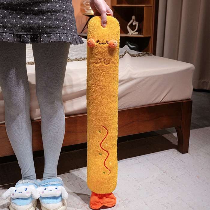 91家纺网 家纺一手货源 找家纺 （总）仟亿莱 2025新款可爱炸虾注水长条热水袋