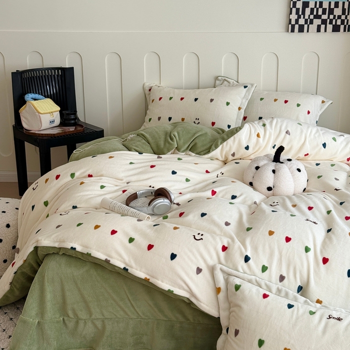 91家纺网 家纺一手货源 找家纺 （总）于果 2025新款牛奶绒印花四件套