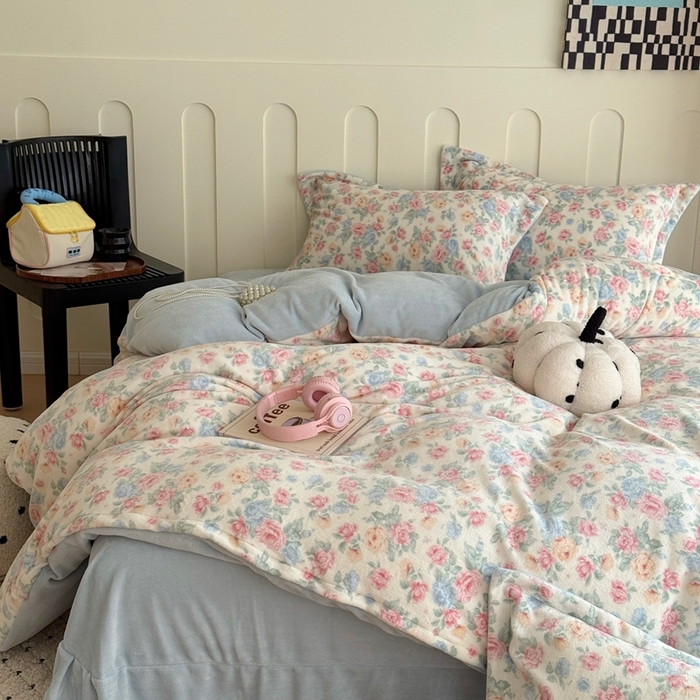 91家纺网 家纺一手货源 找家纺 （总）于果 2025新款牛奶绒印花四件套