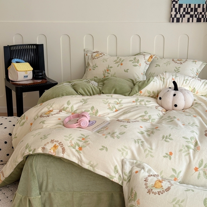 91家纺网 家纺一手货源 找家纺 （总）于果 2025新款牛奶绒印花四件套