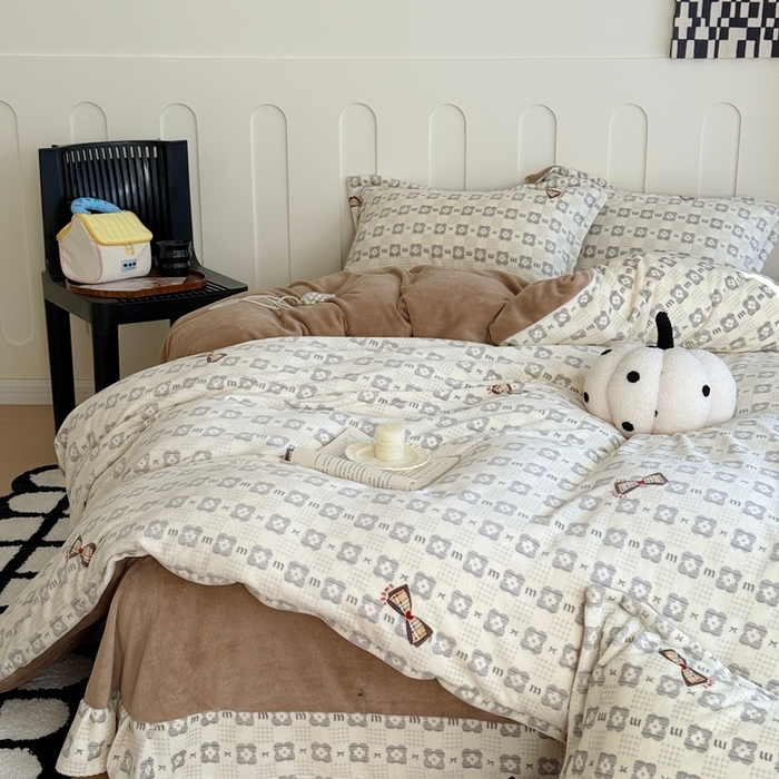 于果 2025新款牛奶绒印花四件套 蝴蝶结