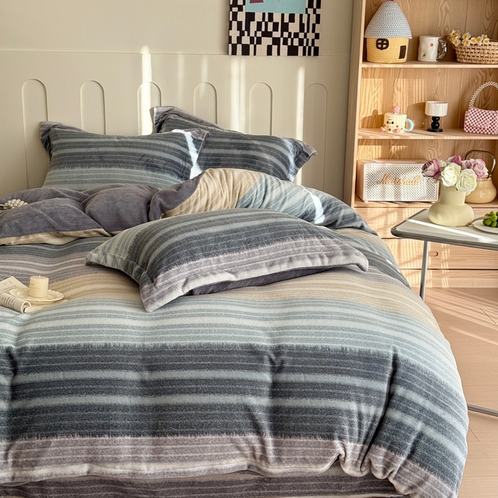 91家纺网 家纺一手货源 找家纺 于果 2025新款牛奶绒印花四件套 帕尼拉