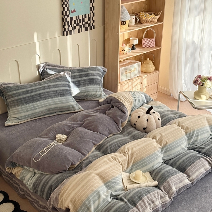 91家纺网 家纺一手货源 找家纺 于果 2025新款牛奶绒印花四件套 帕尼拉