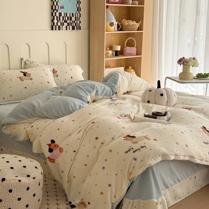 91家纺网 家纺一手货源 找家纺 于果 2025新款牛奶绒印花四件套 童趣星海