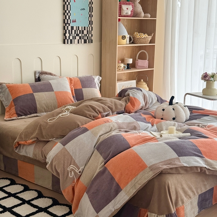 91家纺网 家纺一手货源 找家纺 于果 2025新款牛奶绒印花四件套 小马格