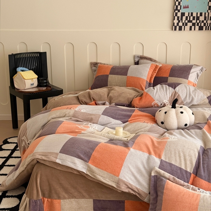 于果 2025新款牛奶绒印花四件套 小马格