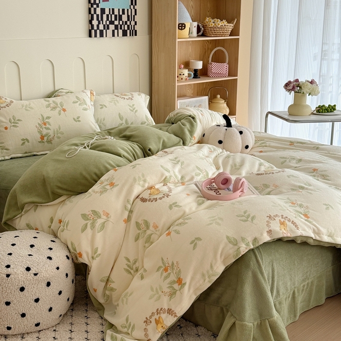 91家纺网 家纺一手货源 找家纺 于果 2025新款牛奶绒印花四件套 叶畔兔语