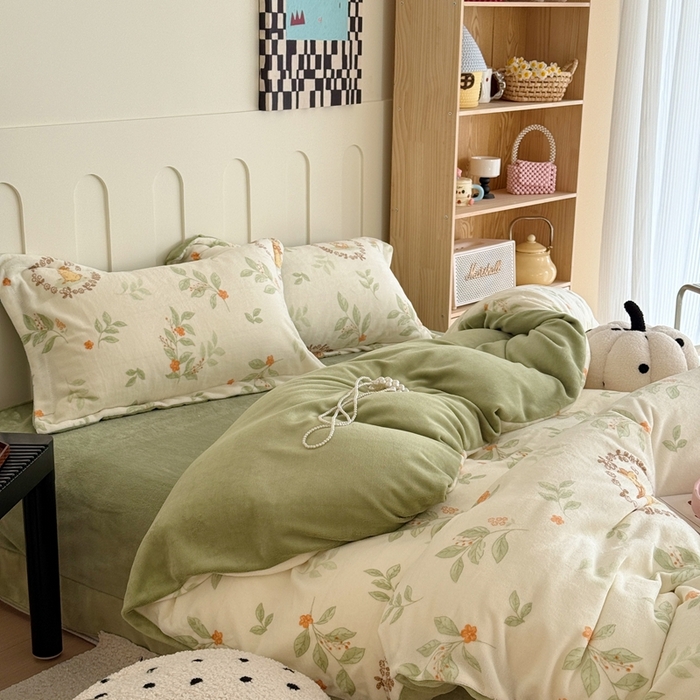 91家纺网 家纺一手货源 找家纺 于果 2025新款牛奶绒印花四件套 叶畔兔语