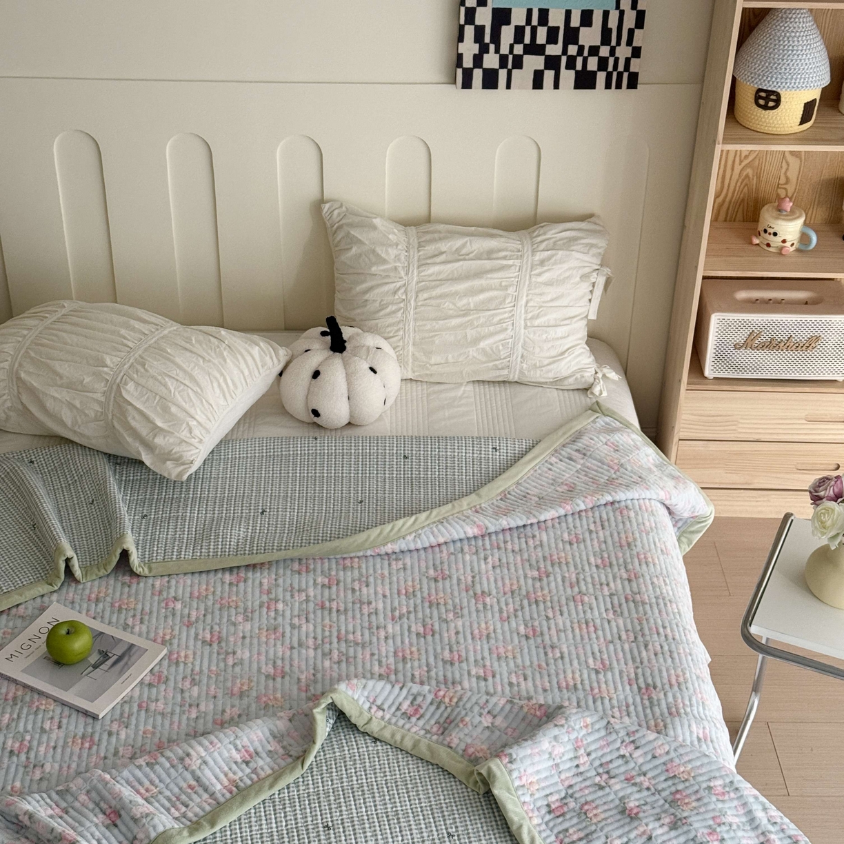 91家纺网 家纺一手货源 找家纺 于果 2025新款牛奶绒床盖单床盖床盖单件 温馨花语蓝