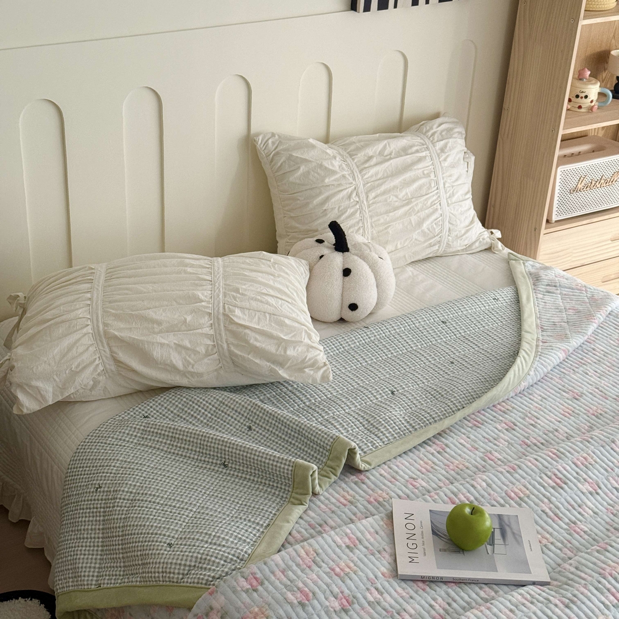 91家纺网 家纺一手货源 找家纺 于果 2025新款牛奶绒床盖单床盖床盖单件 温馨花语蓝