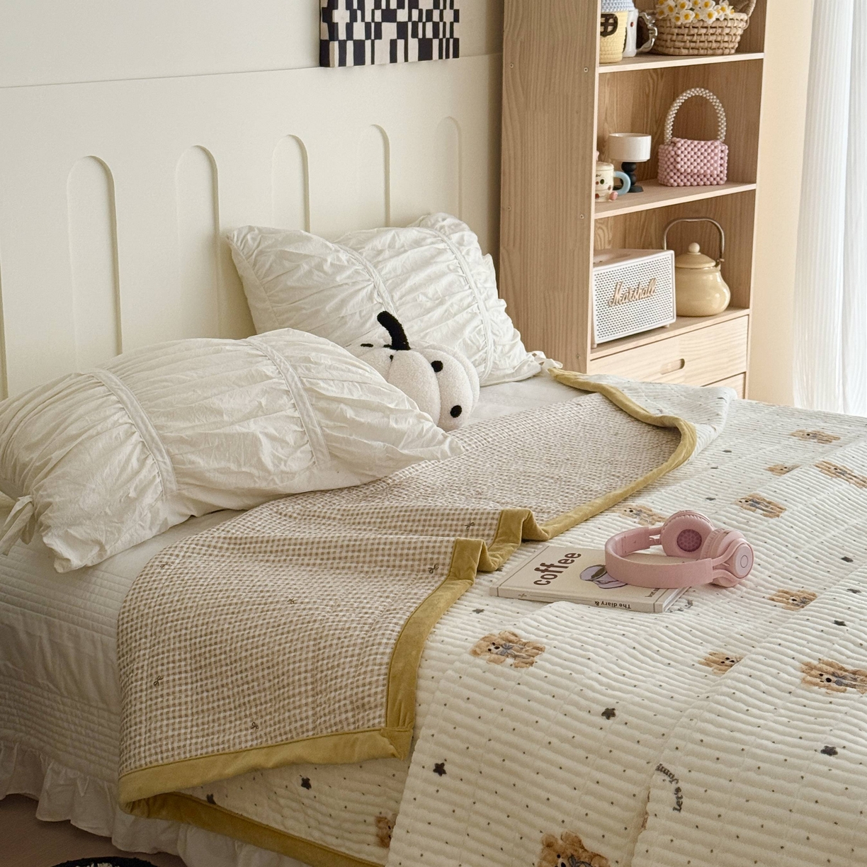 91家纺网 家纺一手货源 找家纺 于果 2025新款牛奶绒床盖单床盖床盖单件 星空熊仔