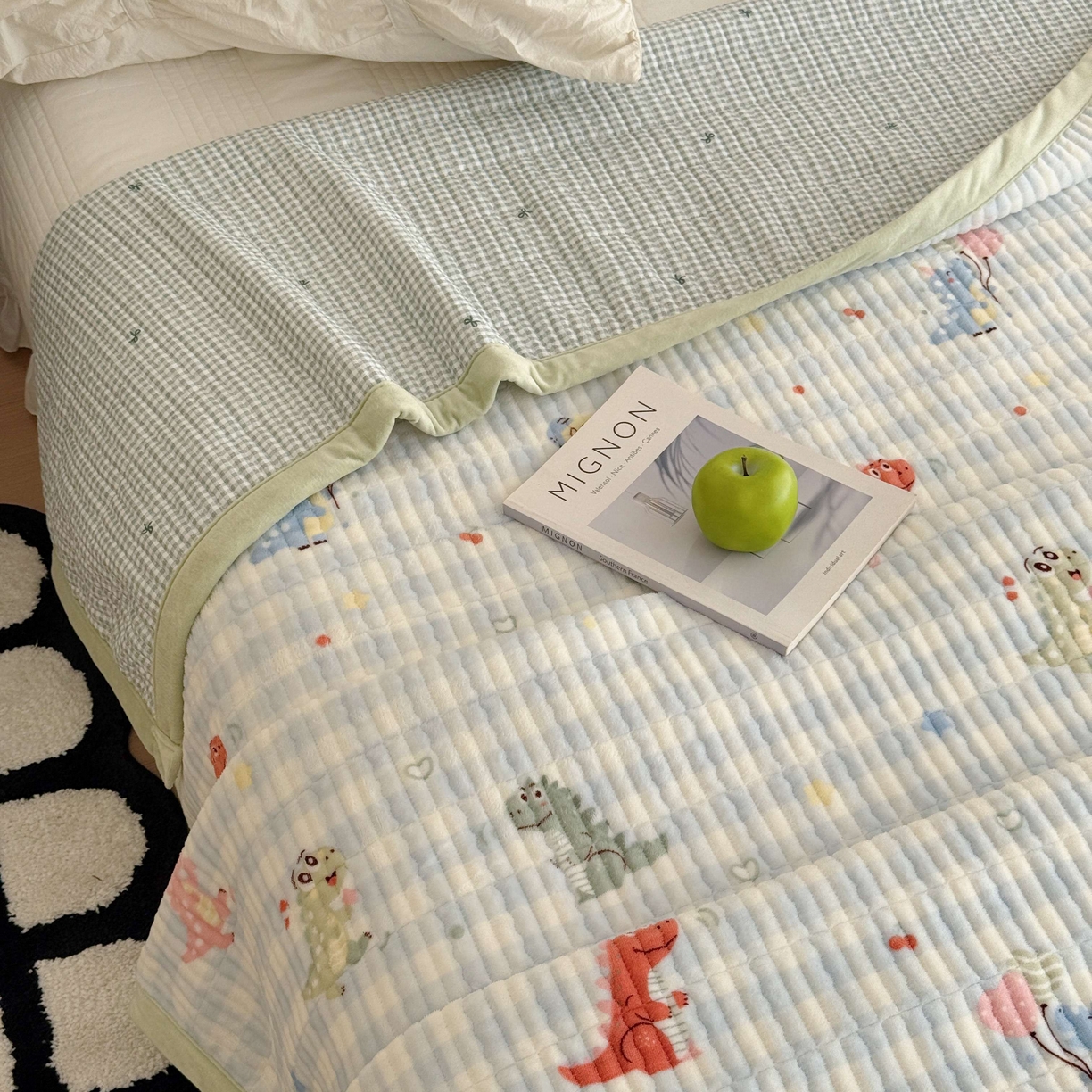 91家纺网 家纺一手货源 找家纺 于果 2025新款牛奶绒床盖单床盖床盖单件 恐龙乐园