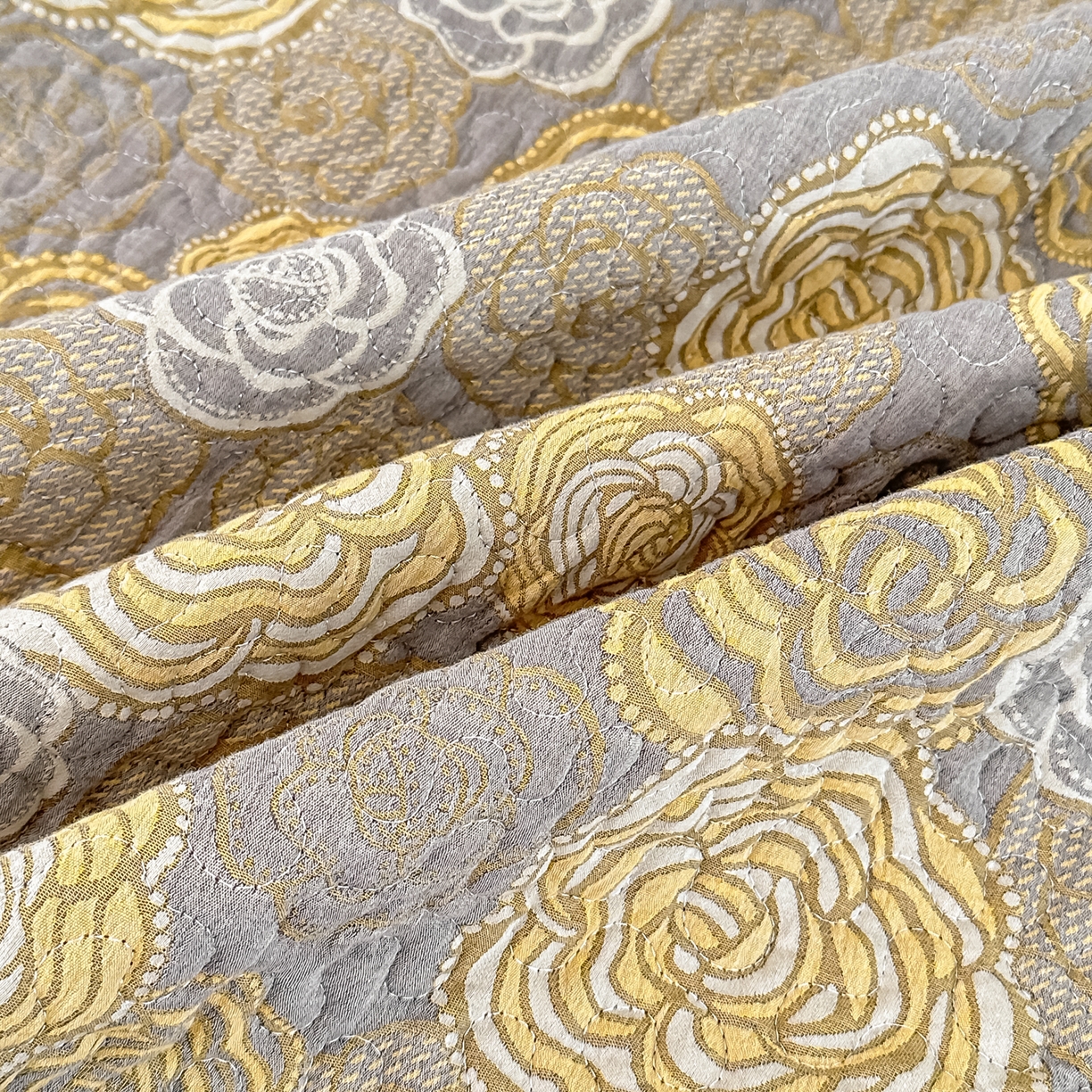 91家纺网 家纺一手货源 找家纺 手艺人家纺 2025新款双层纱夹棉防滑炕盖 榻榻米床盖 炕单床盖 A28