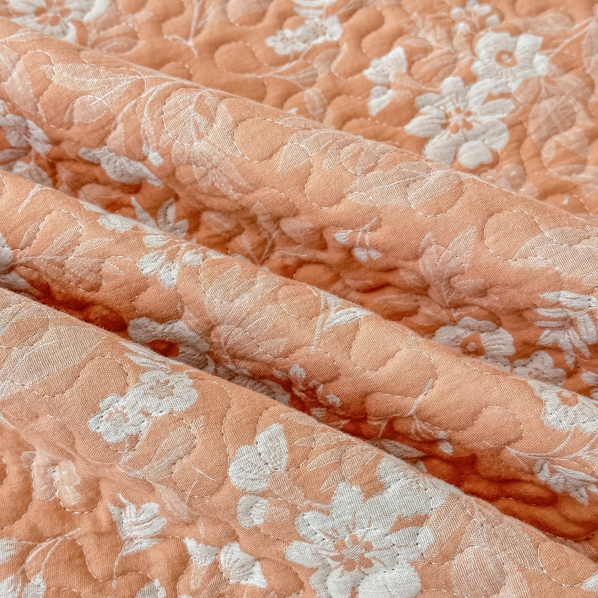 91家纺网 家纺一手货源 找家纺 手艺人家纺 2025新款双层纱夹棉防滑炕盖 榻榻米床盖 炕单床盖 A35