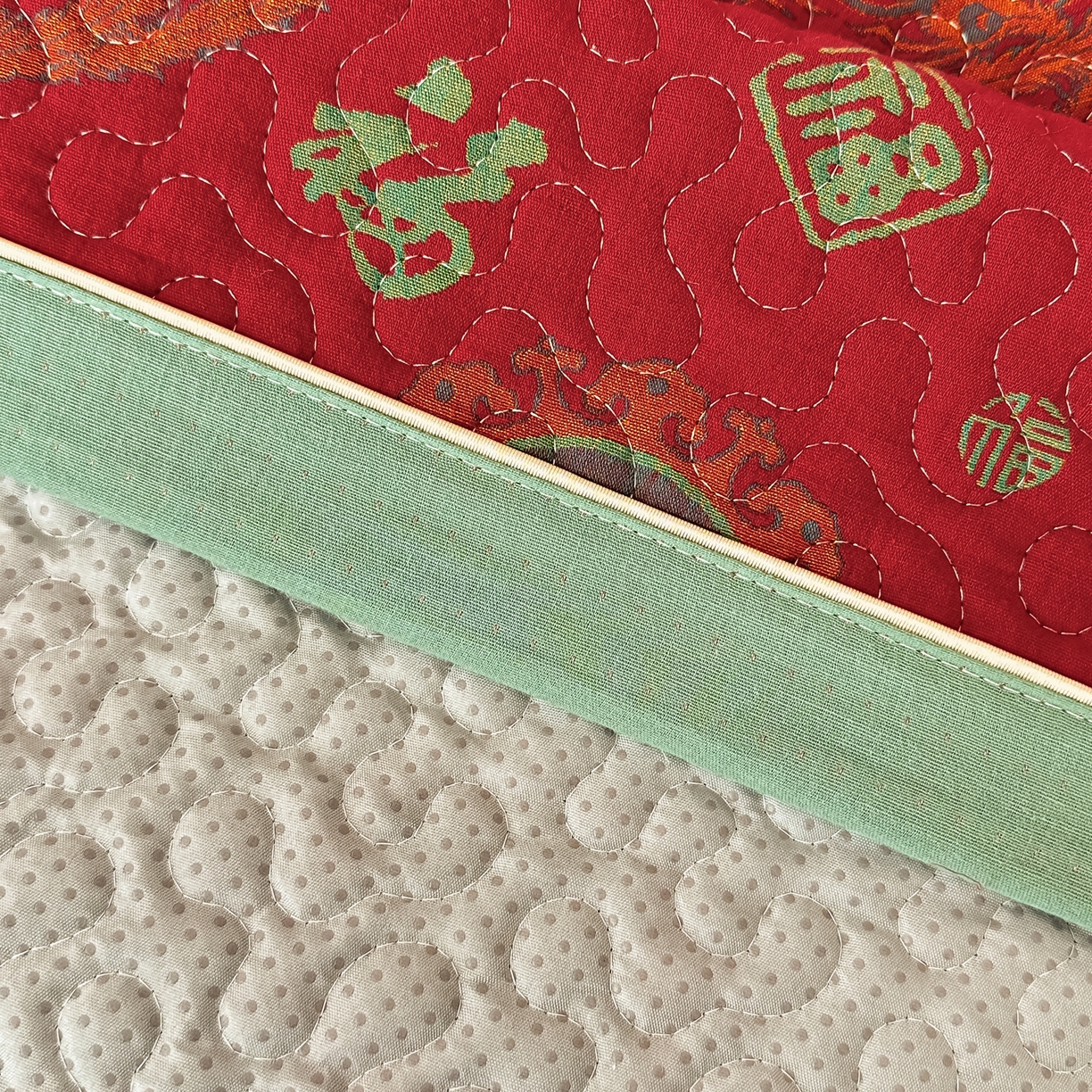 91家纺网 家纺一手货源 找家纺 手艺人家纺 2025新款双层纱夹棉防滑炕盖 榻榻米床盖 炕单床盖 A36