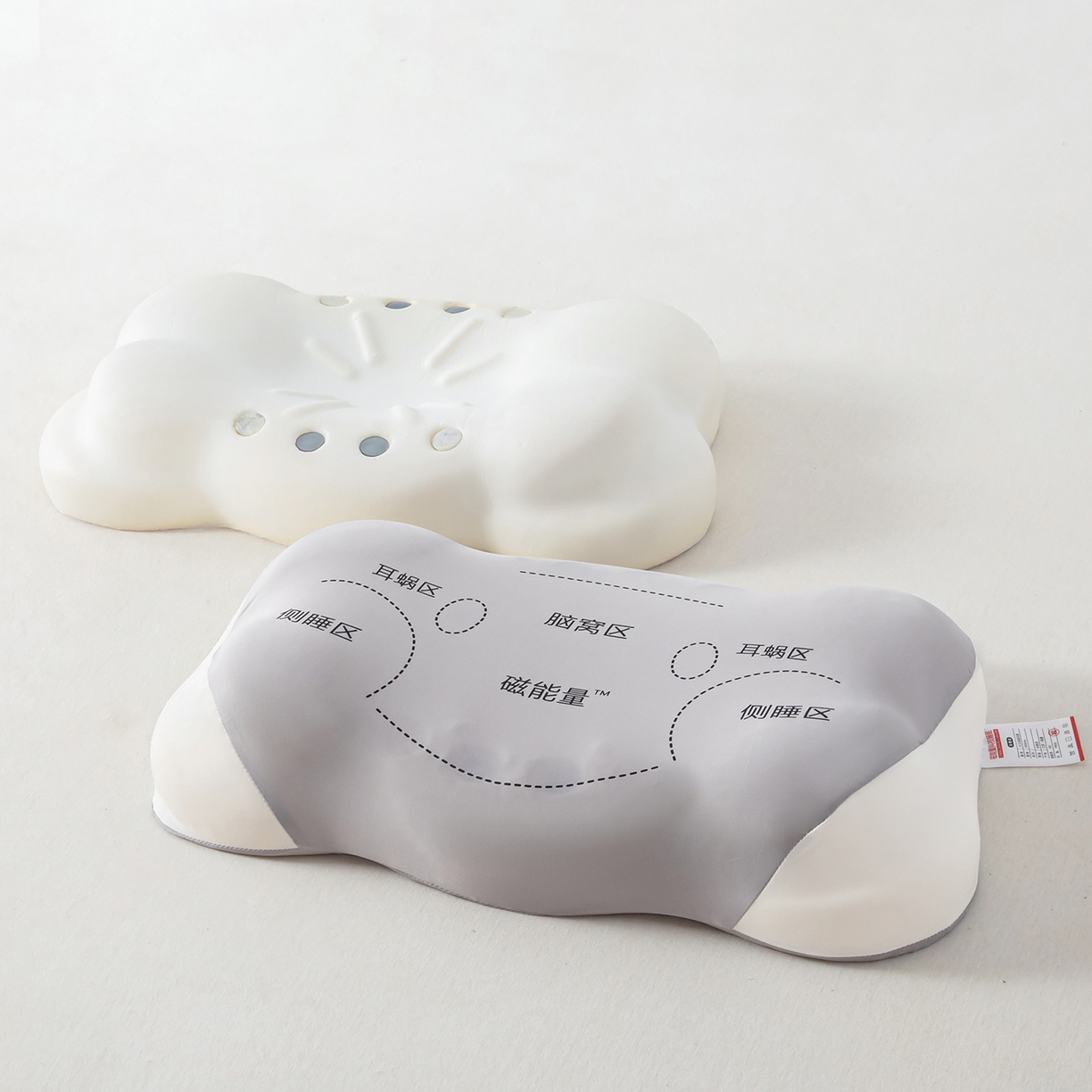 91家纺网 家纺一手货源 找家纺 枕星记忆枕 2025新款记忆棉大云朵磁石枕枕头枕芯 大云朵磁石枕-灰白