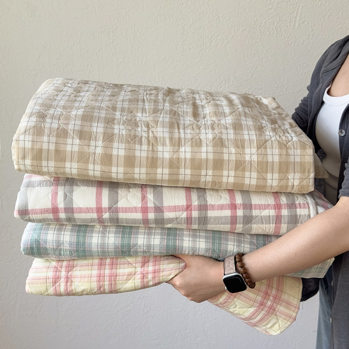 91家纺网 家纺一手货源 找家纺 佳笠家居 2025新款A类全棉色织水洗棉大豆棉夹棉床笠-半糖系列 组合图