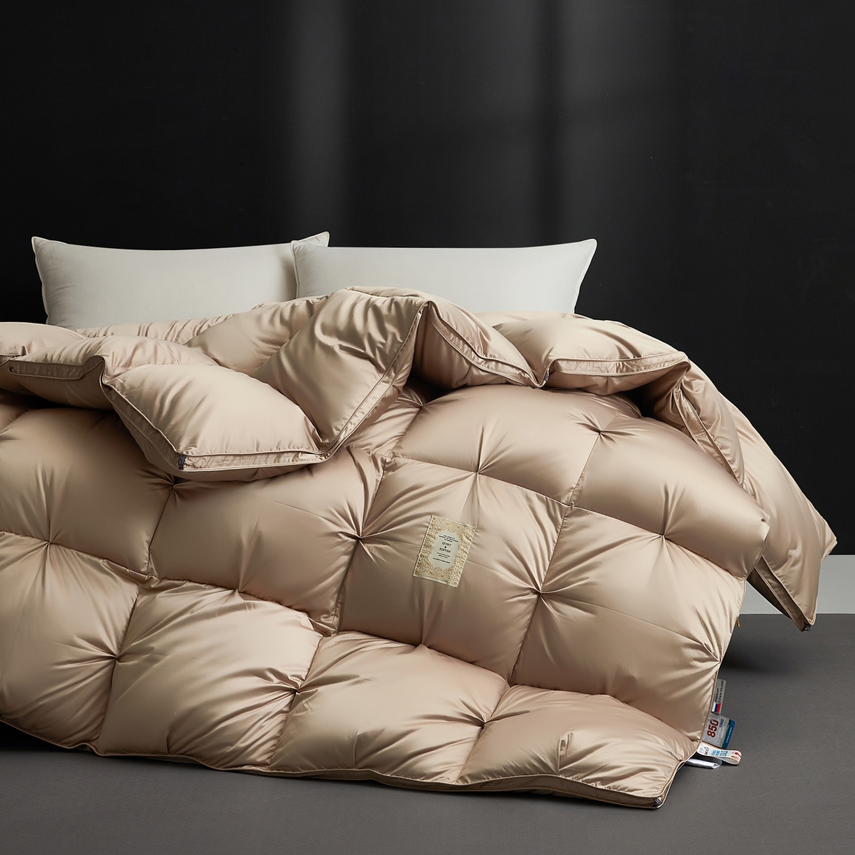 91家纺网 家纺一手货源 找家纺 岚司羽 2025新款花好月圆鹅绒被 被子被芯 花好月圆 香槟色