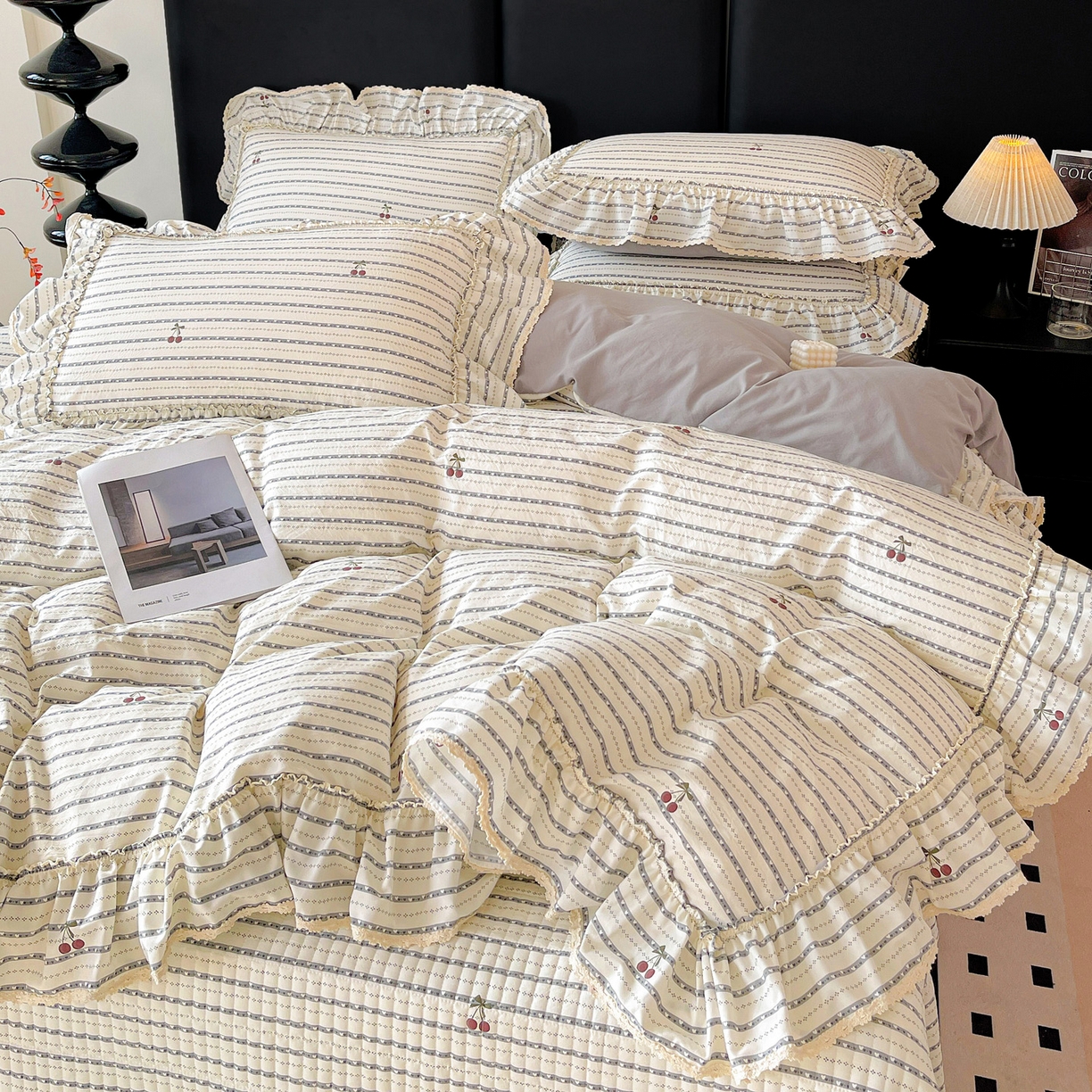 91家纺网 家纺一手货源 找家纺 （总）富米莱（原臻工厂） 2026新款法式大花边A类古法仿棉云感纱床盖床裙四件套