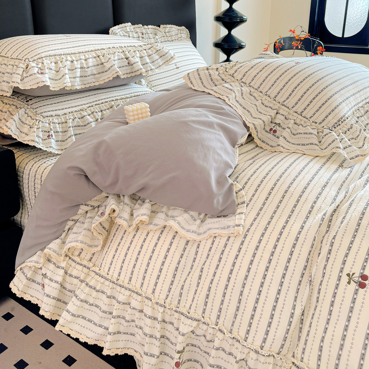 91家纺网 家纺一手货源 找家纺 （总）富米莱（原臻工厂） 2026新款法式大花边A类古法仿棉云感纱床盖床裙四件套