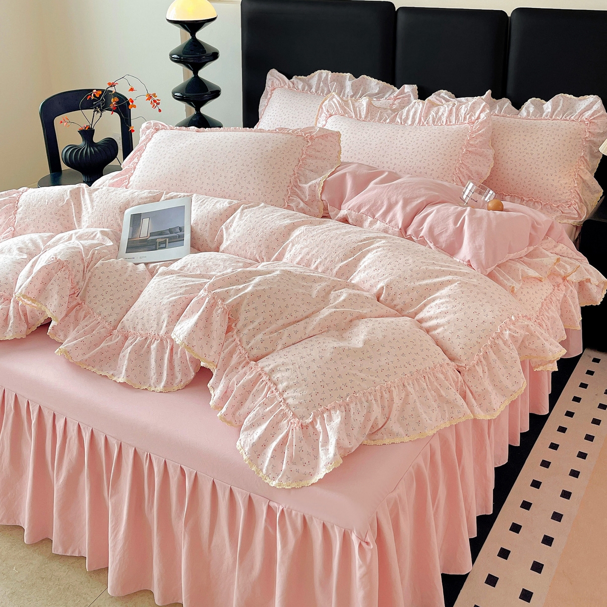 91家纺网 家纺一手货源 找家纺 富米莱（原臻工厂） 2026新款法式大花边A类古法仿棉云感纱床盖床裙四件套 大花边-粉花柔卧