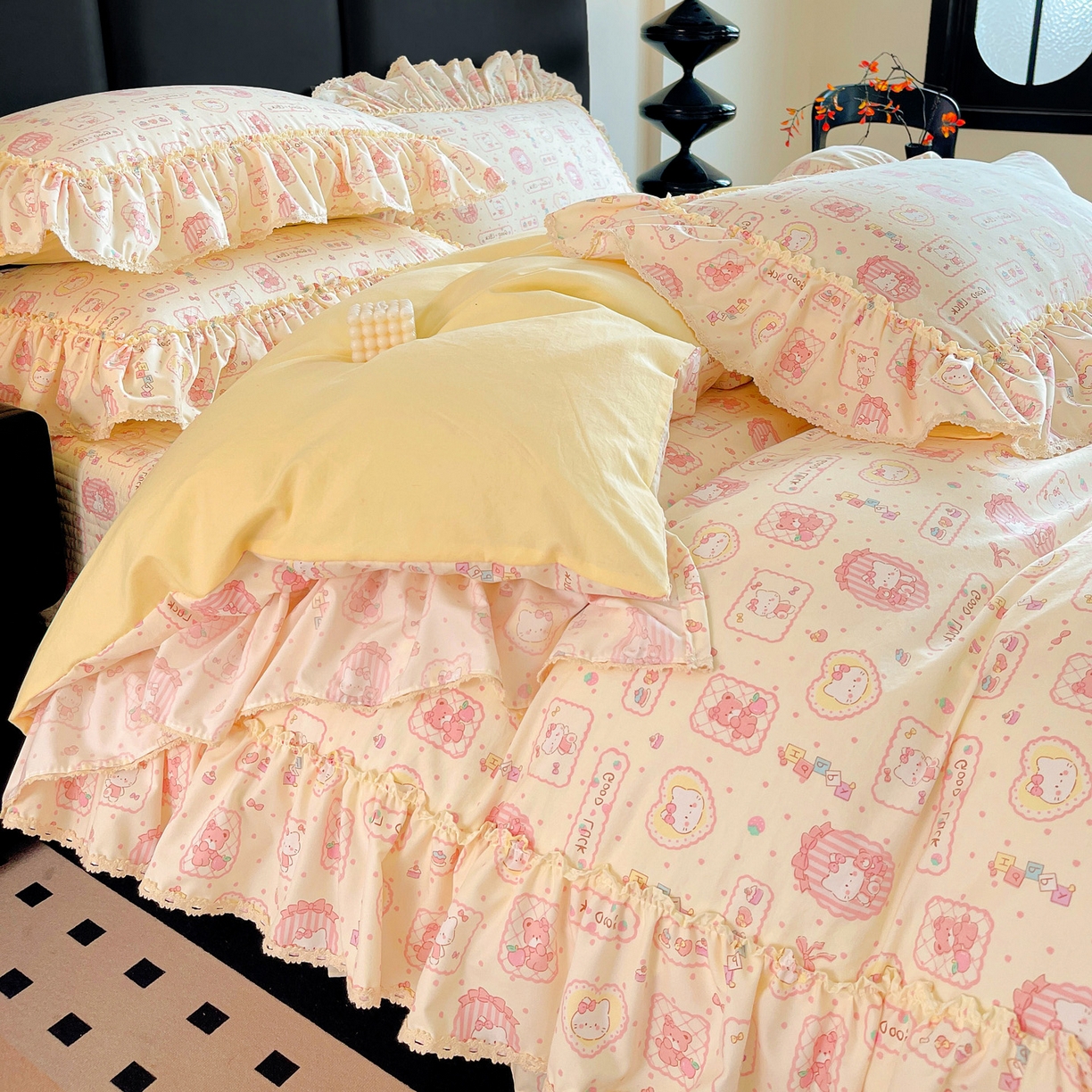 91家纺网 家纺一手货源 找家纺 富米莱（原臻工厂） 2026新款法式大花边A类古法仿棉云感纱床盖床裙四件套 大花边-粉樱kt