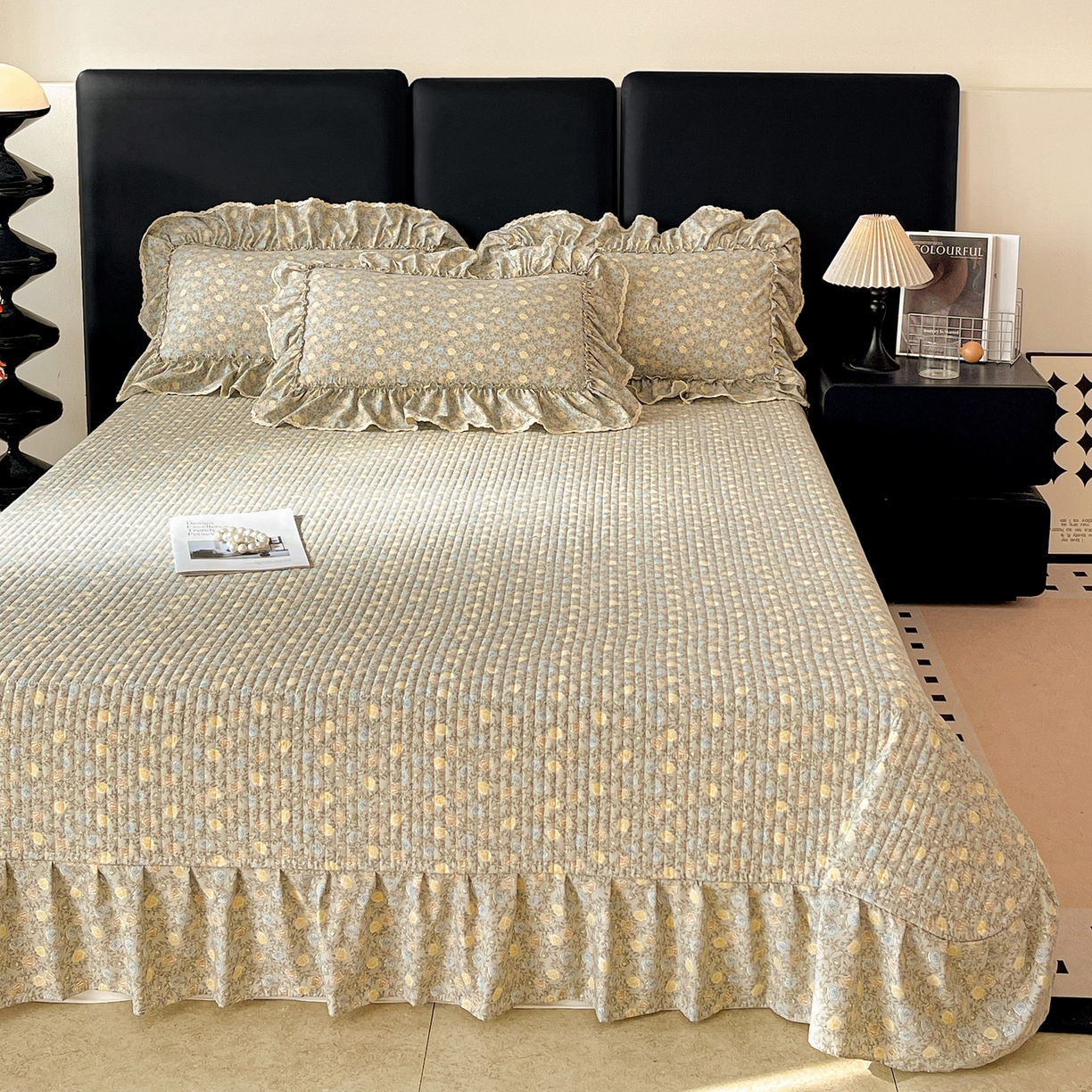 91家纺网 家纺一手货源 找家纺 富米莱（原臻工厂） 2026新款法式大花边A类古法仿棉云感纱床盖床裙四件套 大花边-雾灰蔷薇