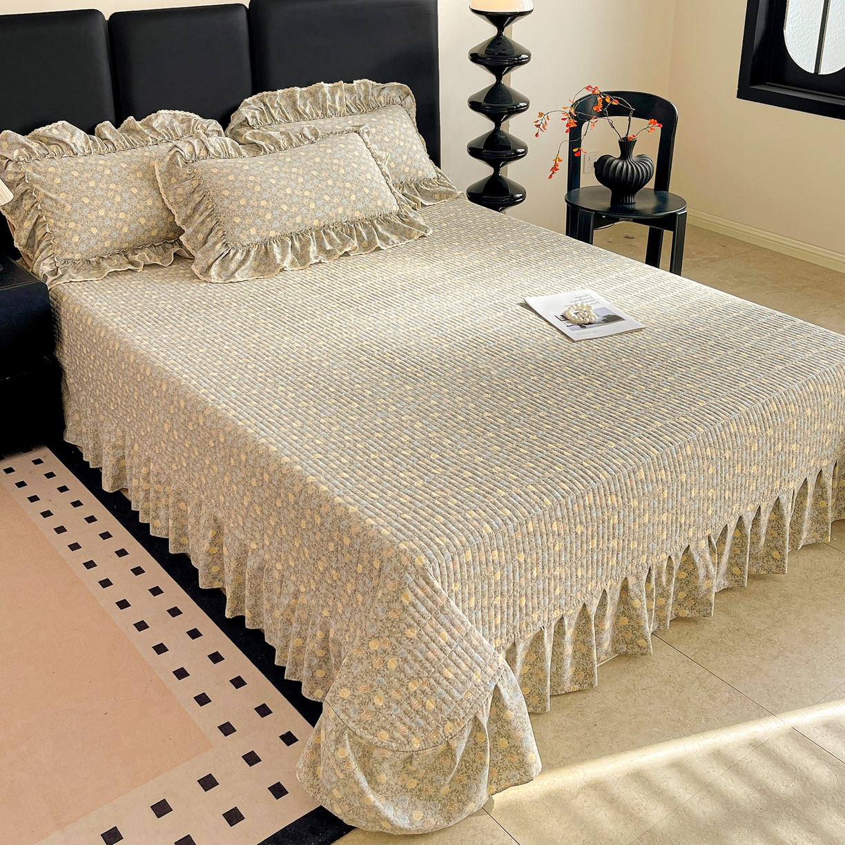 91家纺网 家纺一手货源 找家纺 富米莱（原臻工厂） 2026新款法式大花边A类古法仿棉云感纱床盖床裙四件套 大花边-雾灰蔷薇