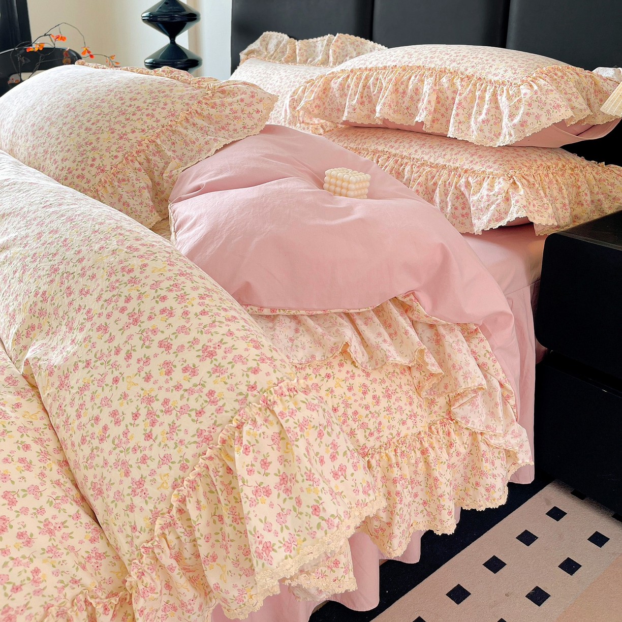 91家纺网 家纺一手货源 找家纺 富米莱（原臻工厂） 2026新款法式大花边A类古法仿棉云感纱床盖床裙四件套 大花边-小幸运