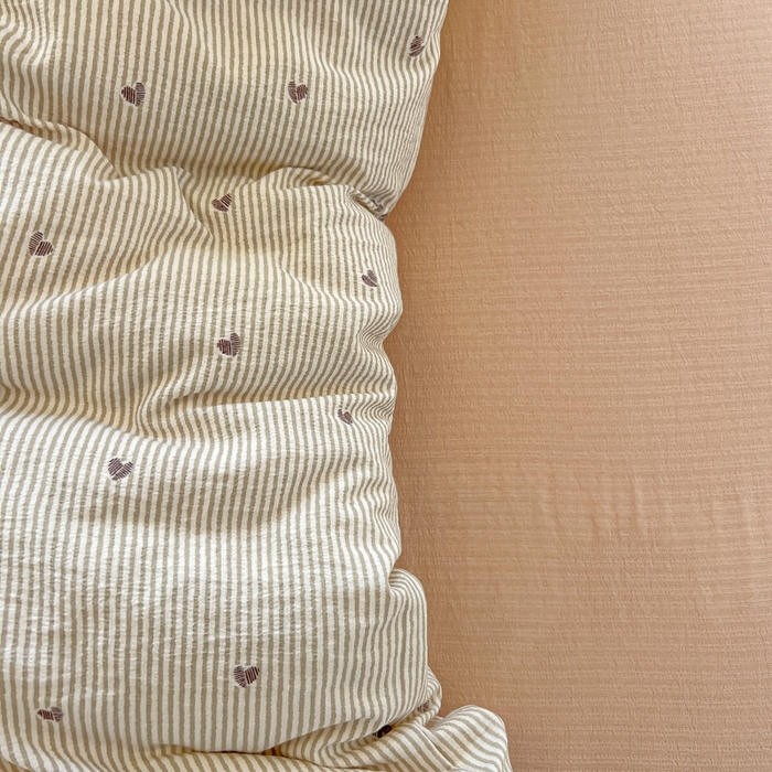 91家纺网 家纺一手货源 找家纺 （总）韩巢家纺 2025新款奶呼呼云感双层纱印花四件套