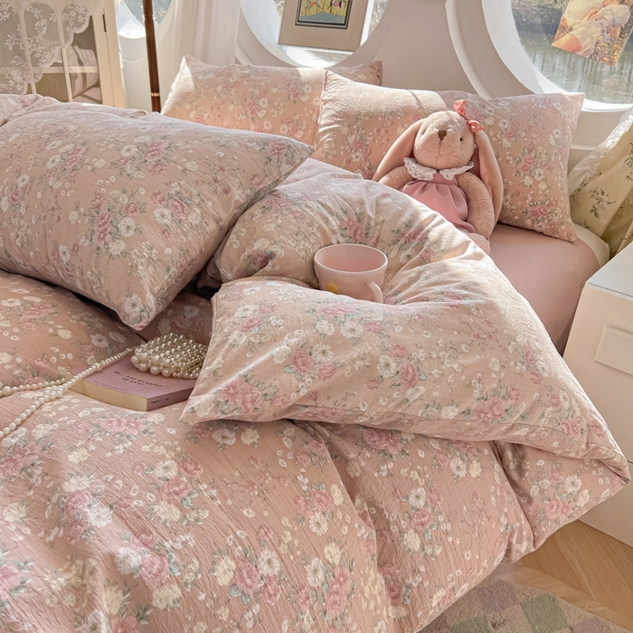 91家纺网 家纺一手货源 找家纺 韩巢家纺 2025新款奶呼呼云感双层纱印花四件套 爱如星辰