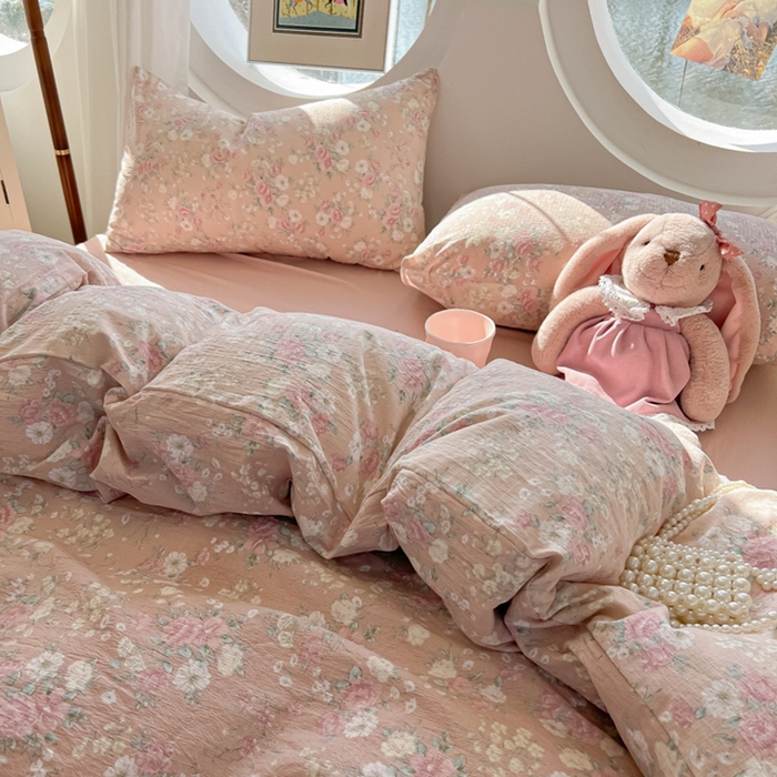 91家纺网 家纺一手货源 找家纺 韩巢家纺 2025新款奶呼呼云感双层纱印花四件套 爱如星辰