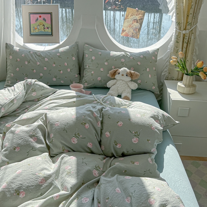 91家纺网 家纺一手货源 找家纺 韩巢家纺 2025新款奶呼呼云感双层纱印花四件套 半生倾慕