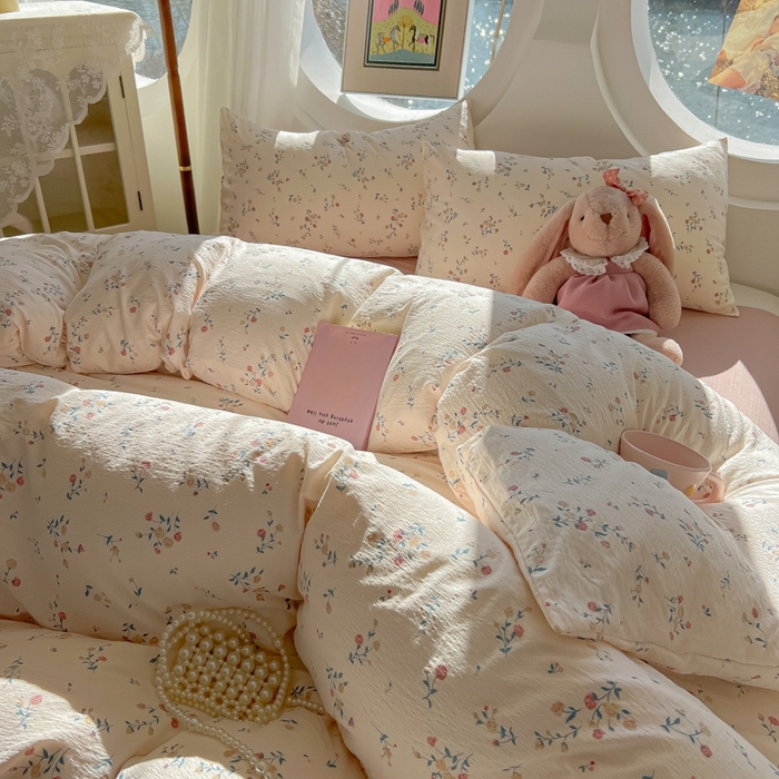 91家纺网 家纺一手货源 找家纺 韩巢家纺 2025新款奶呼呼云感双层纱印花四件套 春风十里