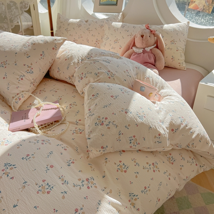 91家纺网 家纺一手货源 找家纺 韩巢家纺 2025新款奶呼呼云感双层纱印花四件套 春风十里