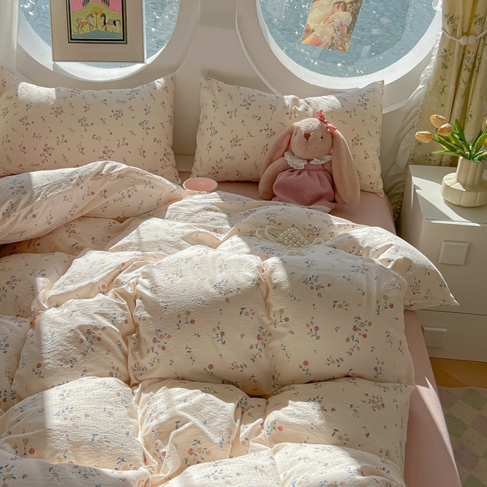 91家纺网 家纺一手货源 找家纺 韩巢家纺 2025新款奶呼呼云感双层纱印花四件套 春风十里