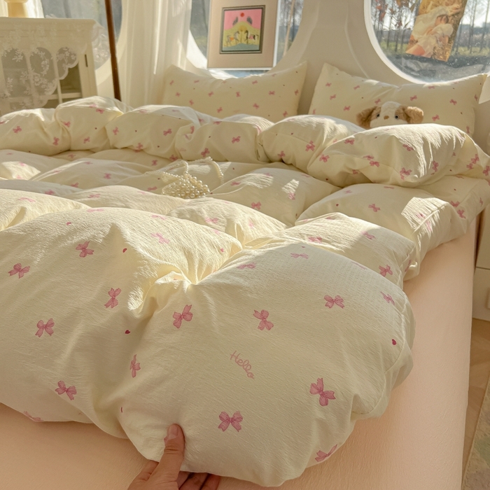 91家纺网 家纺一手货源 找家纺 韩巢家纺 2025新款奶呼呼云感双层纱印花四件套 粉相思