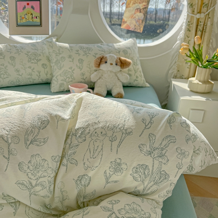 91家纺网 家纺一手货源 找家纺 韩巢家纺 2025新款奶呼呼云感双层纱印花四件套 海像森林