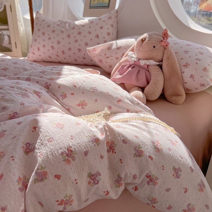 91家纺网 家纺一手货源 找家纺 韩巢家纺 2025新款奶呼呼云感双层纱印花四件套 落日暮年