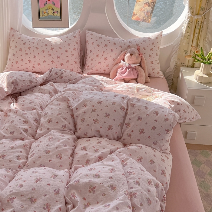 91家纺网 家纺一手货源 找家纺 韩巢家纺 2025新款奶呼呼云感双层纱印花四件套 落日暮年