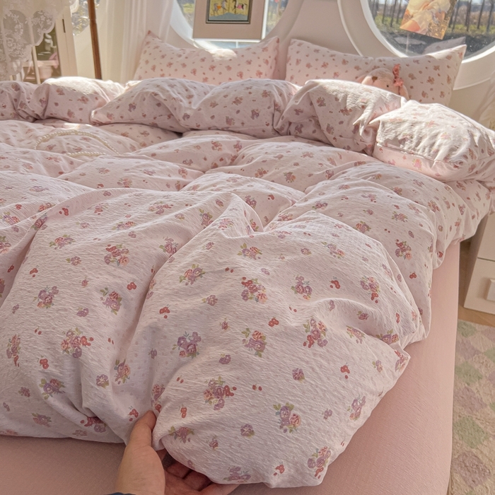 91家纺网 家纺一手货源 找家纺 韩巢家纺 2025新款奶呼呼云感双层纱印花四件套 落日暮年