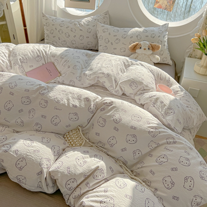 91家纺网 家纺一手货源 找家纺 韩巢家纺 2025新款奶呼呼云感双层纱印花四件套 猫咪恋人