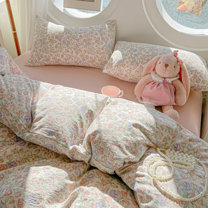 91家纺网 家纺一手货源 找家纺 韩巢家纺 2025新款奶呼呼云感双层纱印花四件套 偏偏宠爱