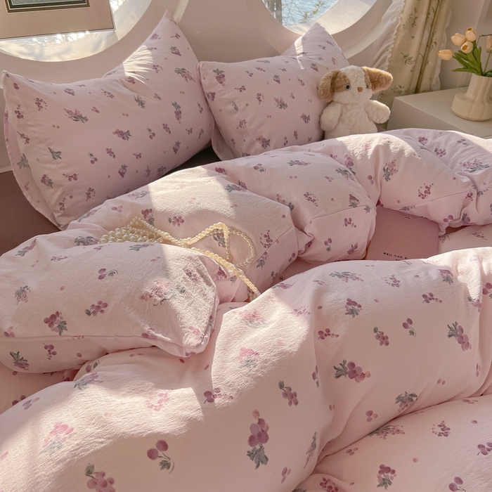 91家纺网 家纺一手货源 找家纺 韩巢家纺 2025新款奶呼呼云感双层纱印花四件套 葡萄七分甜