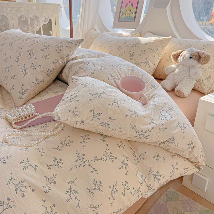 91家纺网 家纺一手货源 找家纺 韩巢家纺 2025新款奶呼呼云感双层纱印花四件套 森田野园