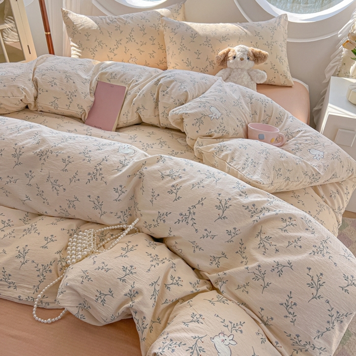 91家纺网 家纺一手货源 找家纺 韩巢家纺 2025新款奶呼呼云感双层纱印花四件套 森田野园